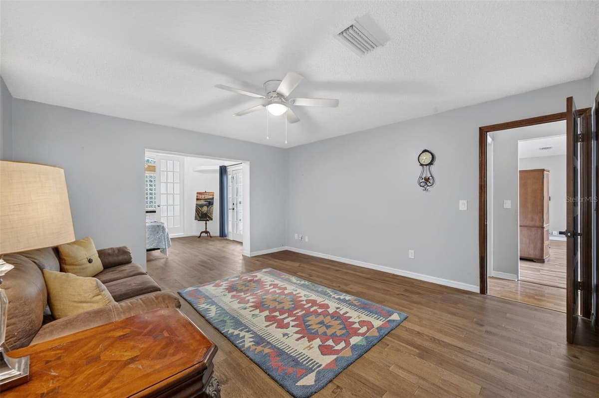 551 RYLANE STREET — photo 22 of 47