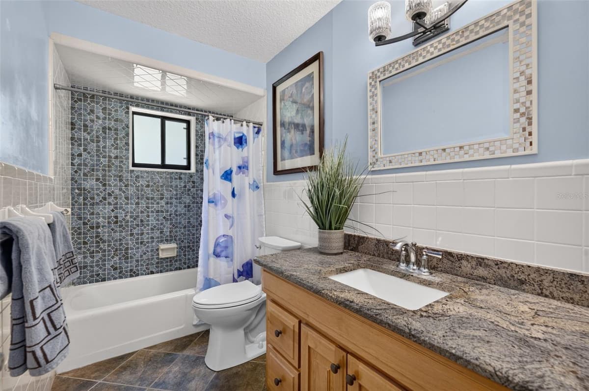 551 RYLANE STREET — photo 34 of 47