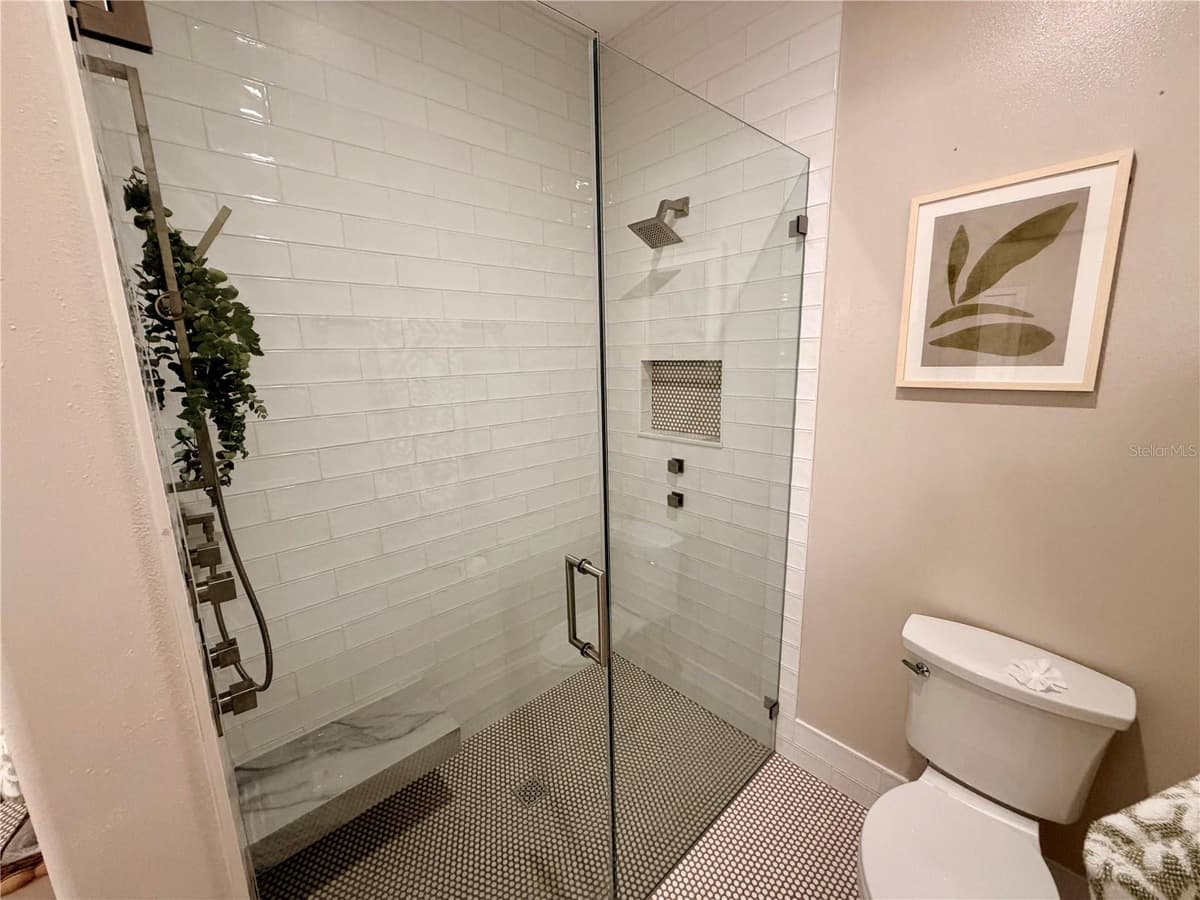 1605 GULF ROAD — photo 40 of 53
