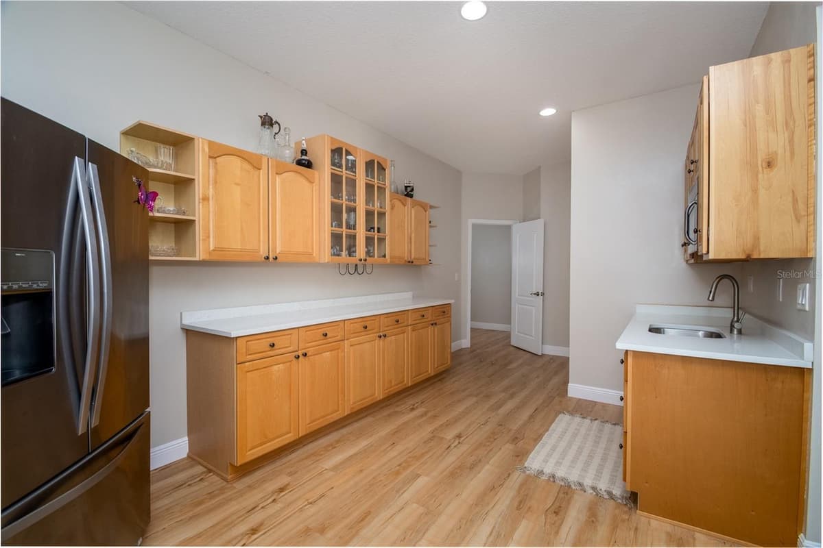 1605 GULF ROAD — photo 43 of 53