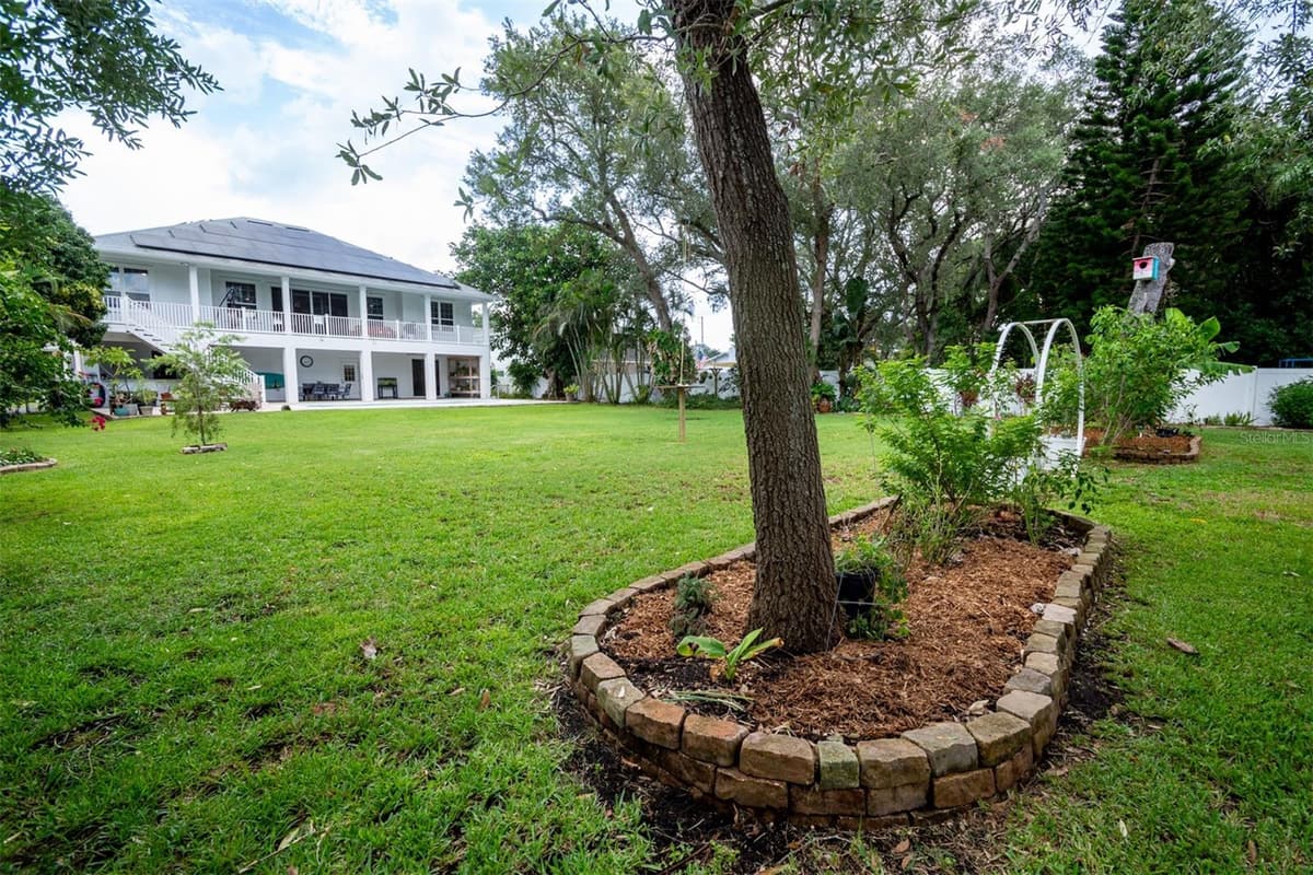 1605 GULF ROAD — photo 17 of 53