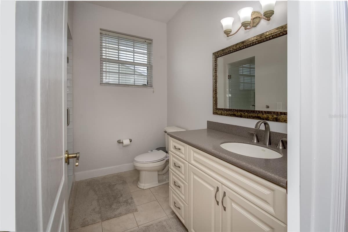 1605 GULF ROAD — photo 36 of 53