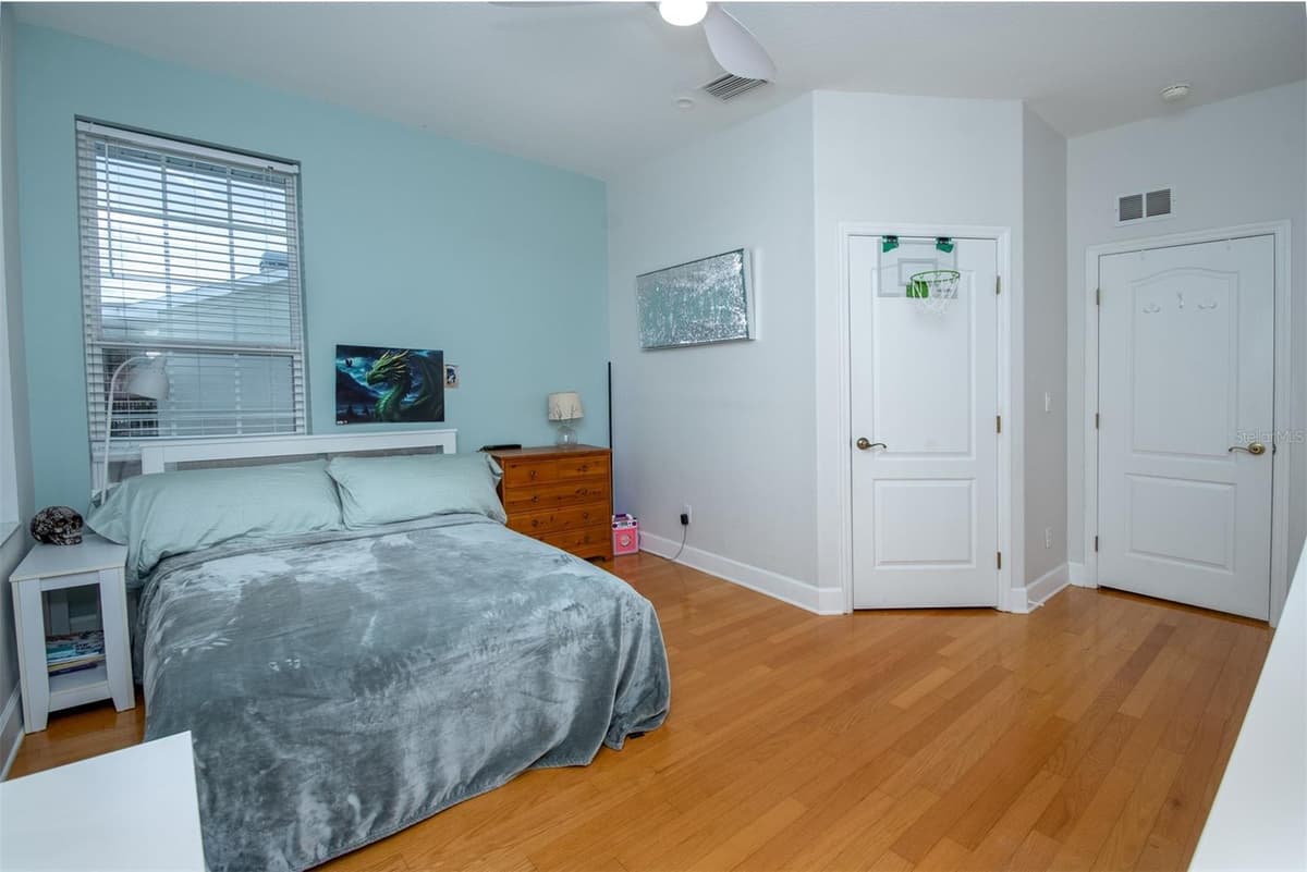 1605 GULF ROAD — photo 35 of 53