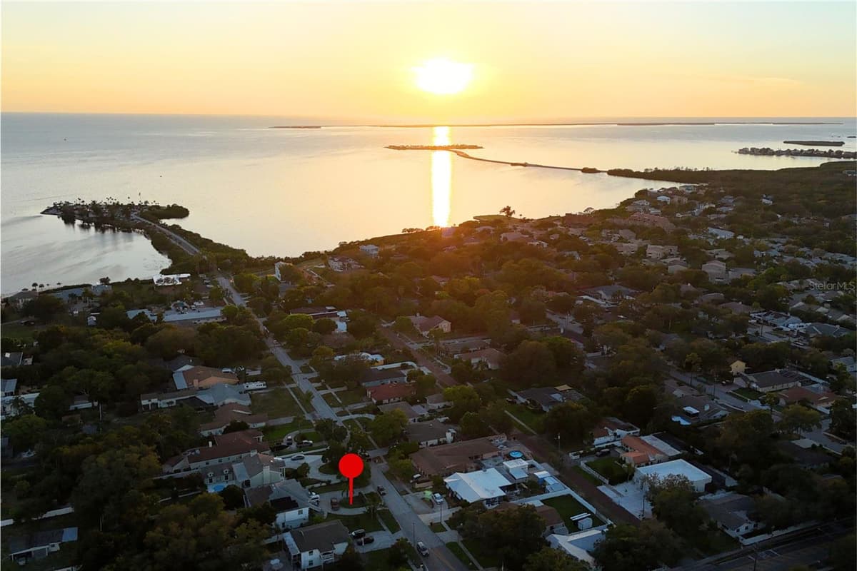 1605 GULF ROAD — photo 52 of 53