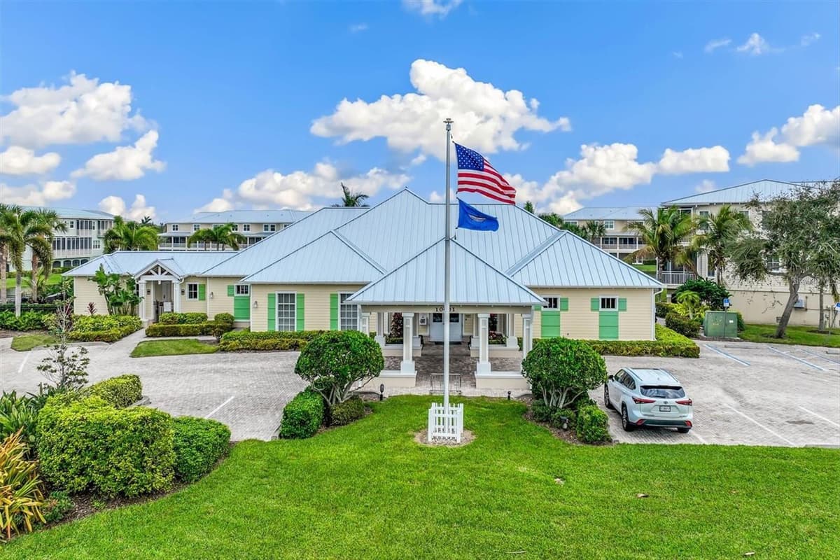 10425 PILOTHOUSE COURT — photo 43 of 57