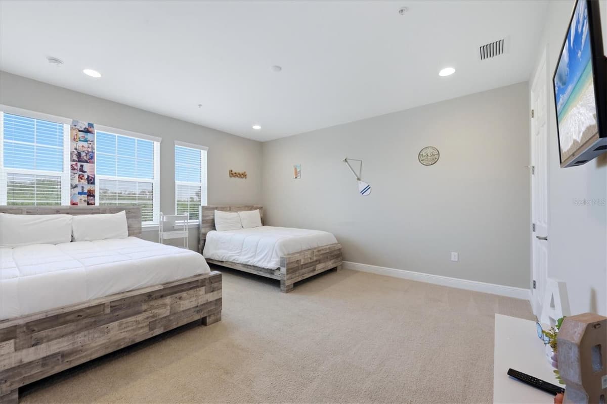 10425 PILOTHOUSE COURT — photo 29 of 57