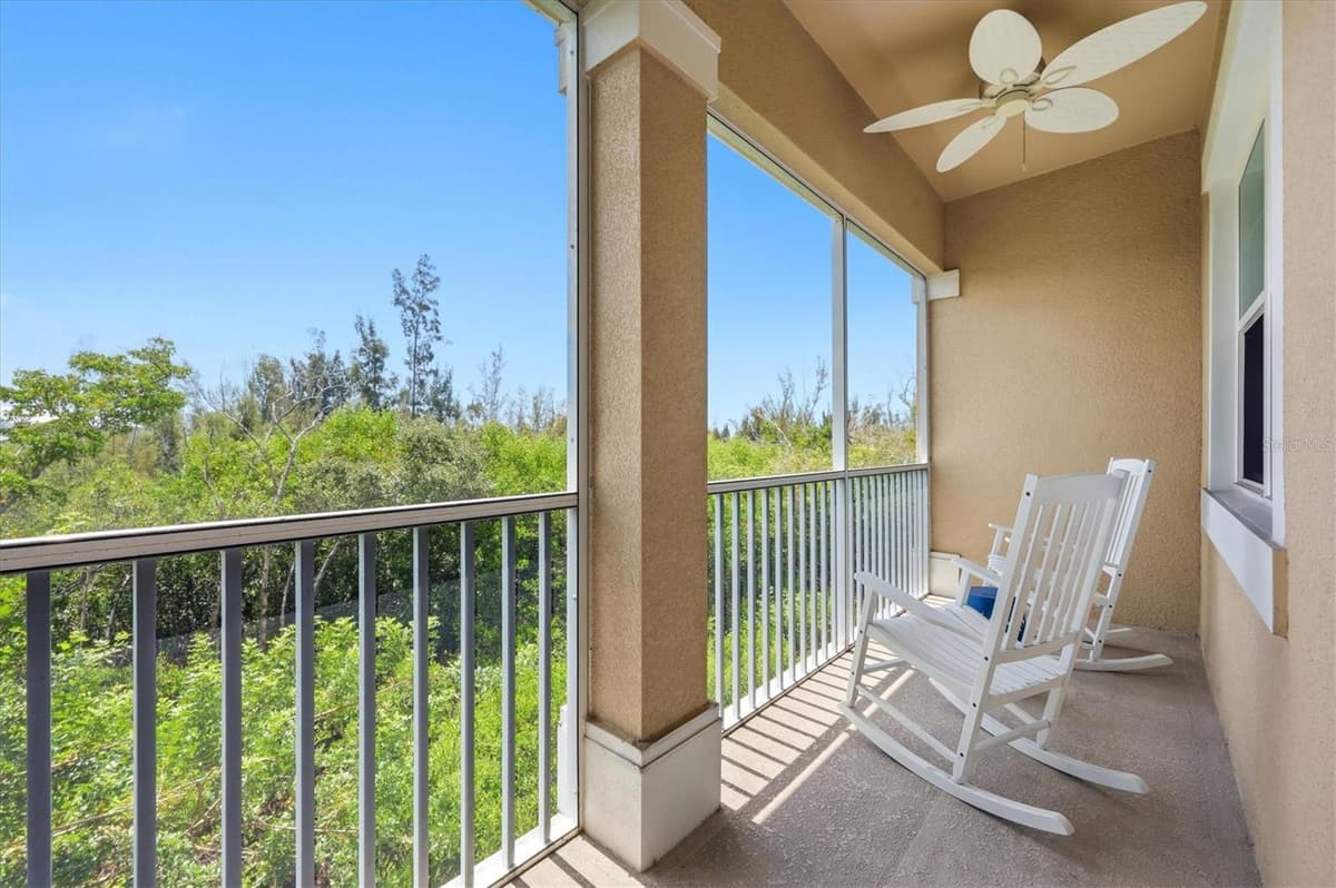 10425 PILOTHOUSE COURT — photo 17 of 57