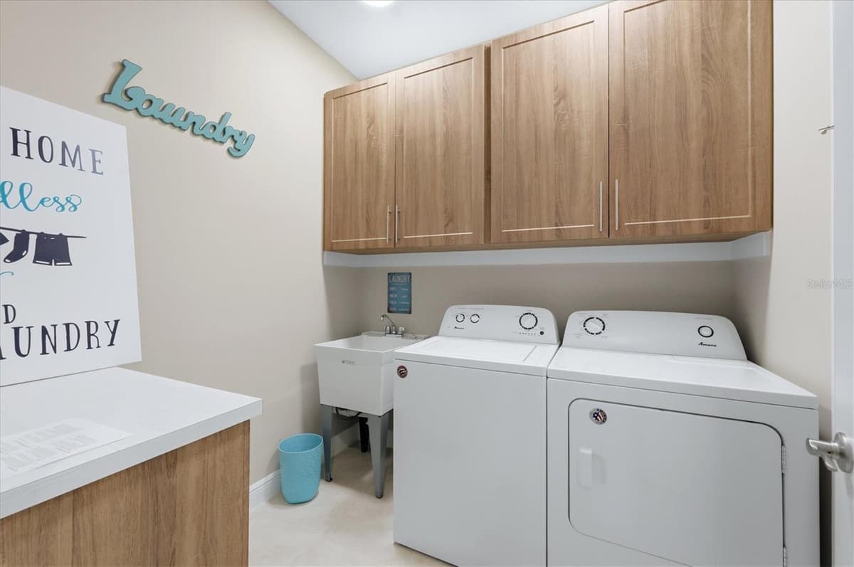 10425 PILOTHOUSE COURT — photo 32 of 57