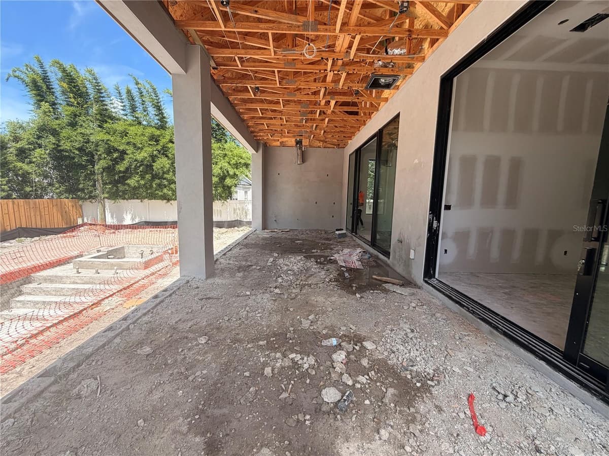 361 KINGS WAY — photo 17 of 17