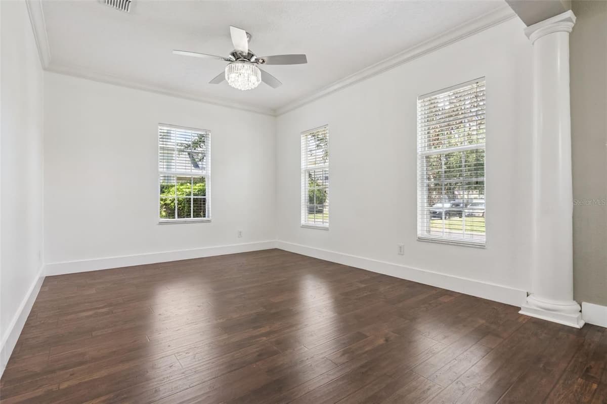 1102 GOLDENASTER COURT — photo 15 of 42