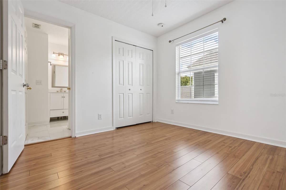 1102 GOLDENASTER COURT — photo 19 of 42