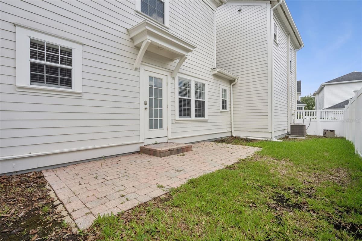1102 GOLDENASTER COURT — photo 24 of 42
