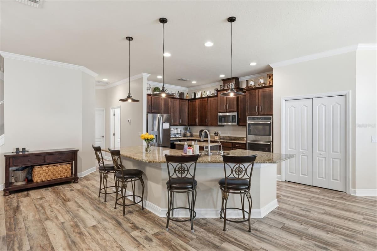 2723 COLEWOOD LANE — photo 12 of 46