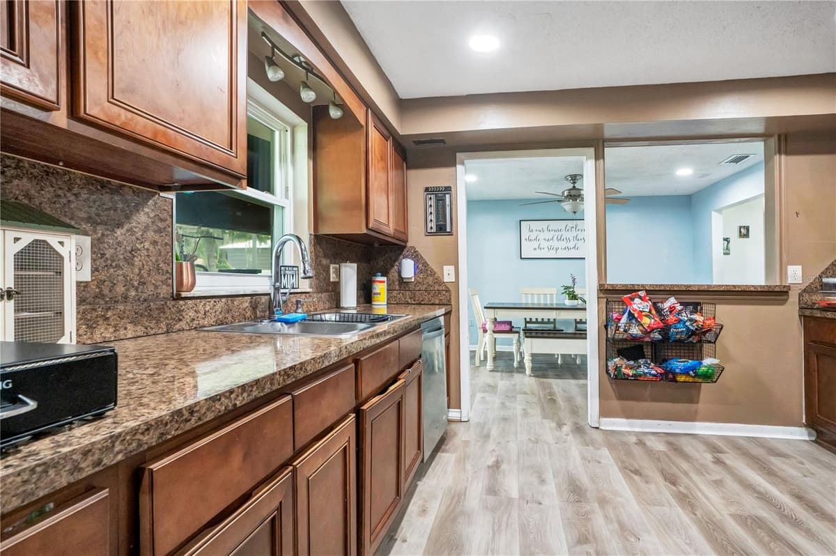 3455 TANAGER LANE — photo 8 of 31