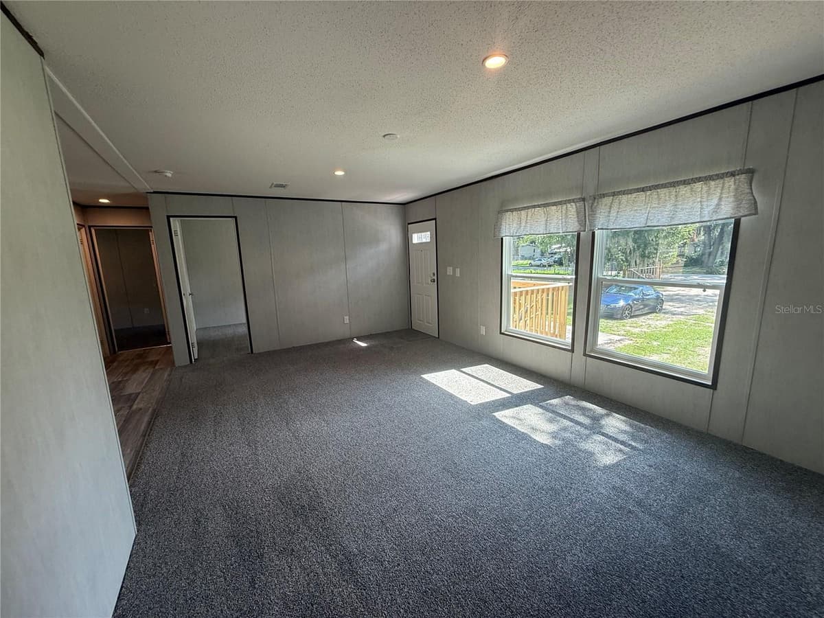 3320 ROYAL OAK DRIVE — photo 9 of 13