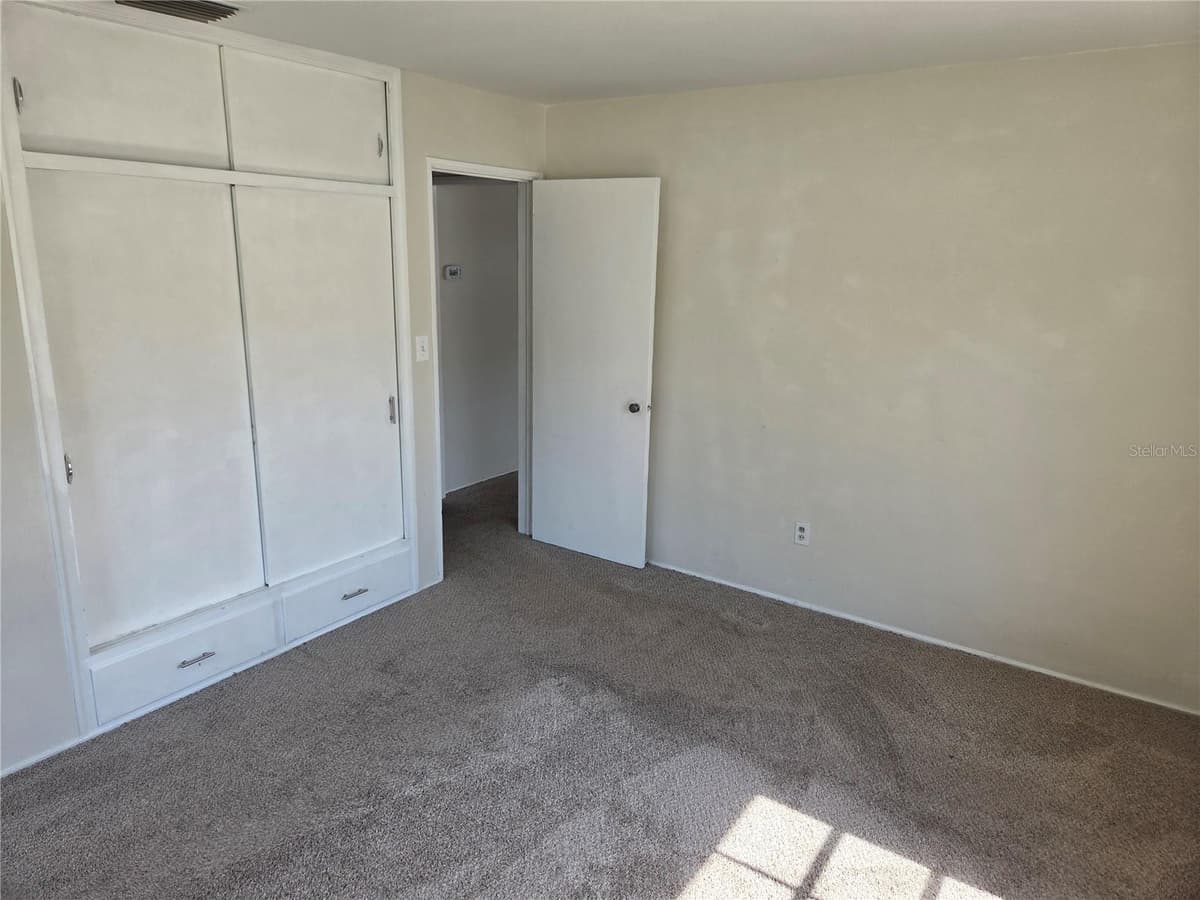 321 WILDWOOD WAY — photo 15 of 32