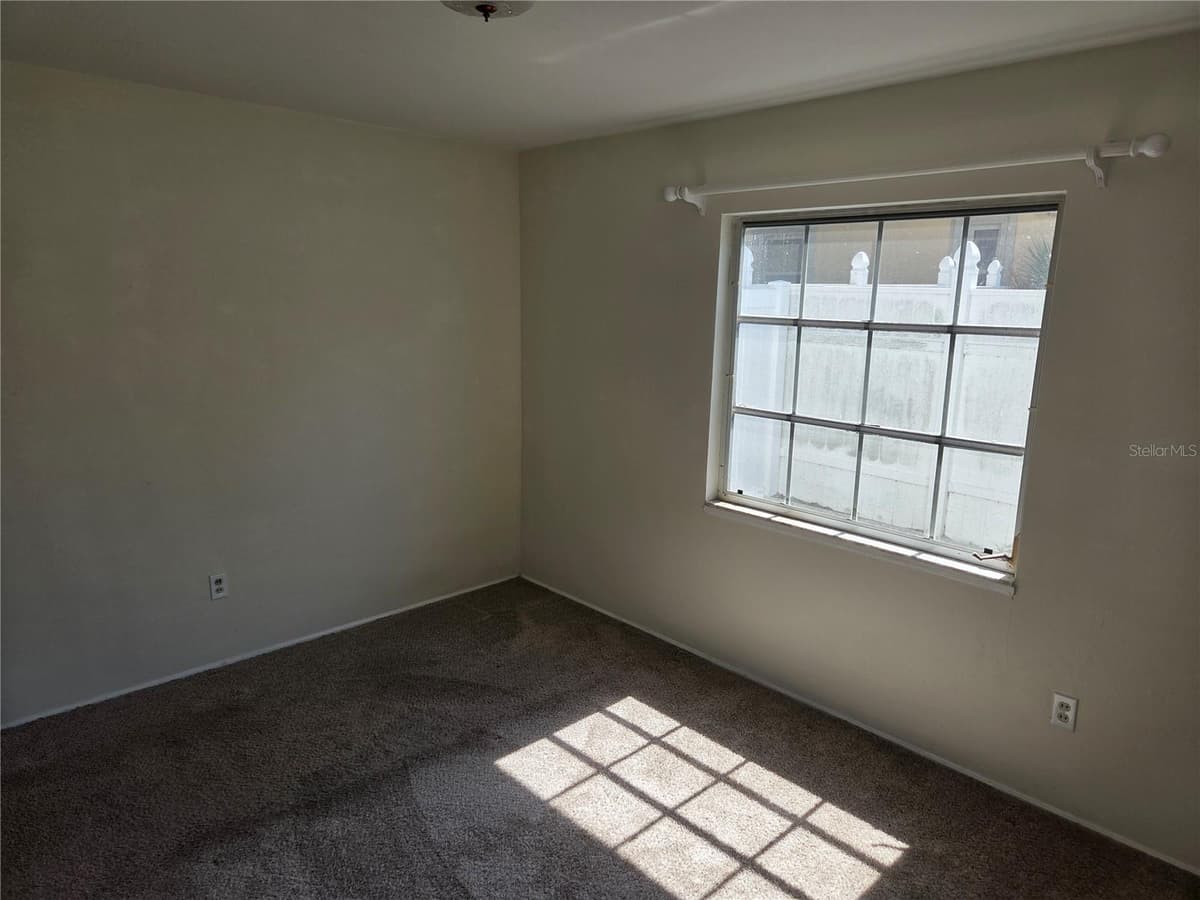 321 WILDWOOD WAY — photo 14 of 32