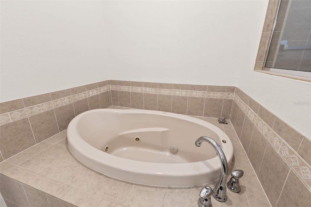 8414 MARIA COURT — photo 21 of 50