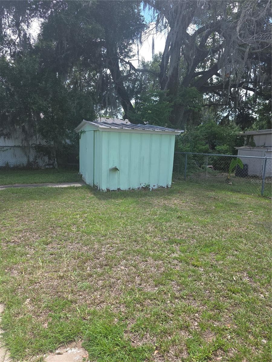 16920 101ST AVENUE ROAD — photo 33 of 35
