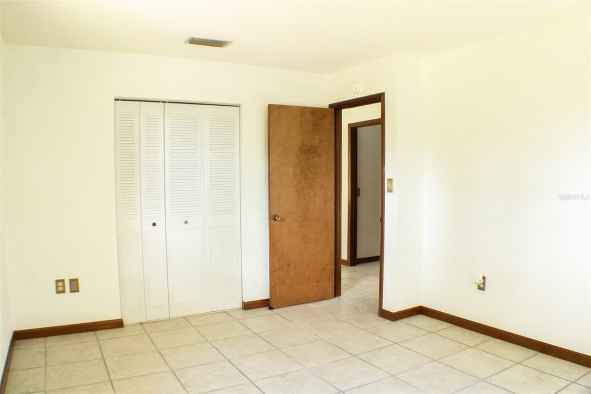 111 HIGHLAND STREET — photo 16 of 32