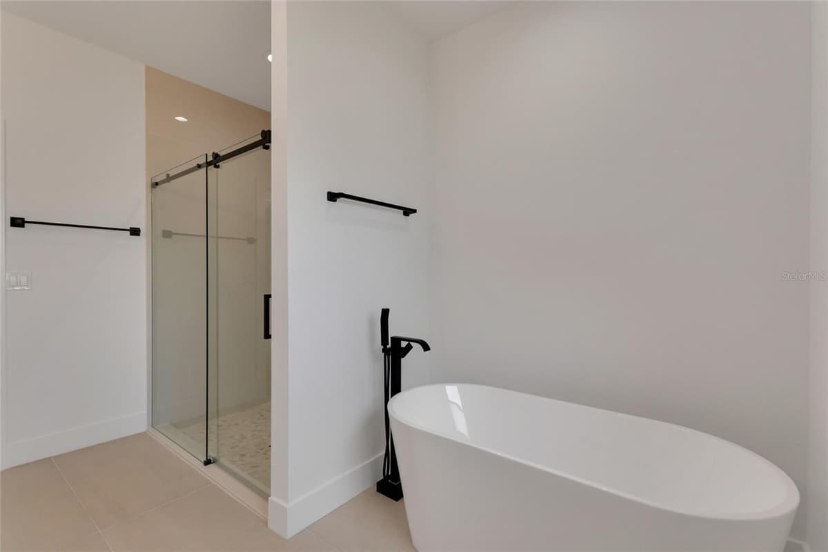 100 TUOMEY COURT — photo 27 of 48