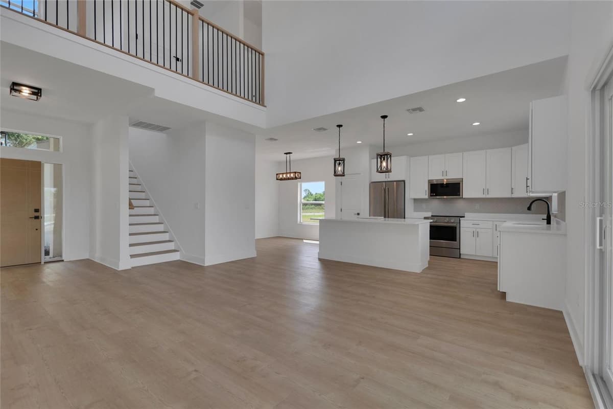 100 TUOMEY COURT — photo 12 of 48