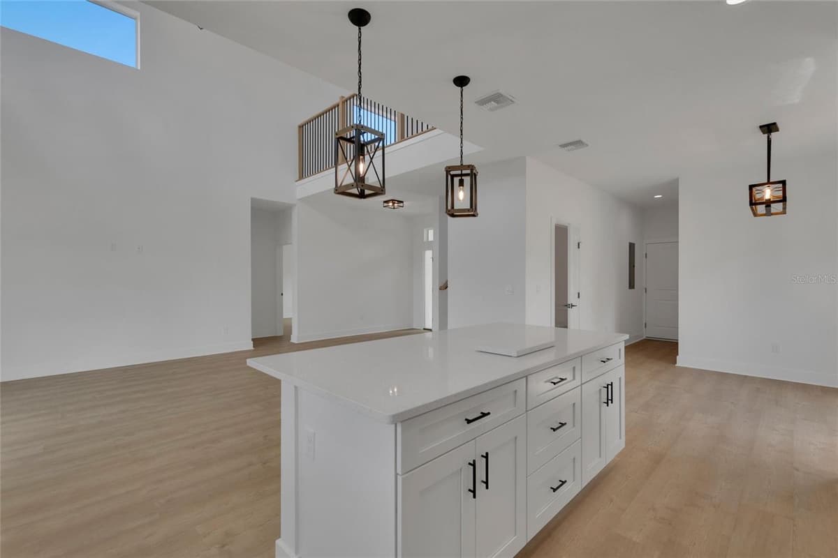 100 TUOMEY COURT — photo 17 of 48