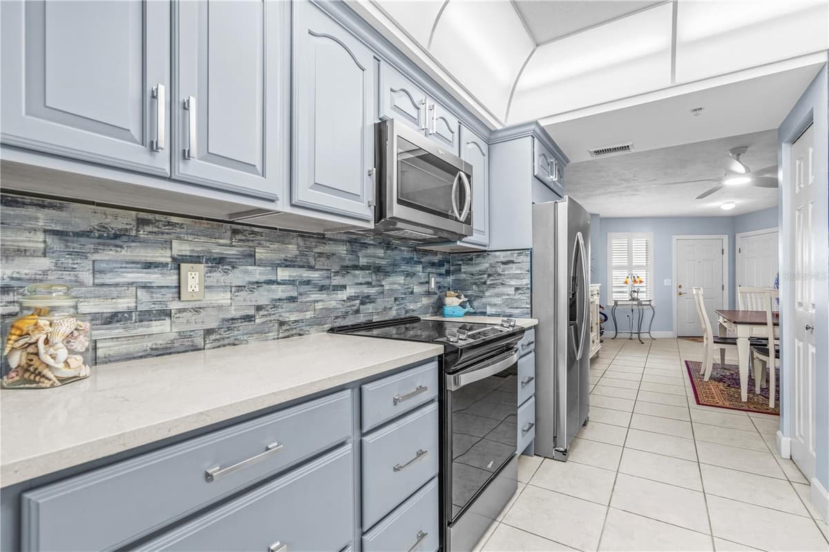2055 ATLANTIC AVENUE — photo 14 of 51