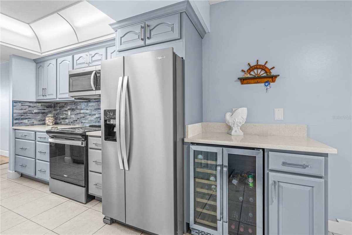 2055 ATLANTIC AVENUE — photo 12 of 51