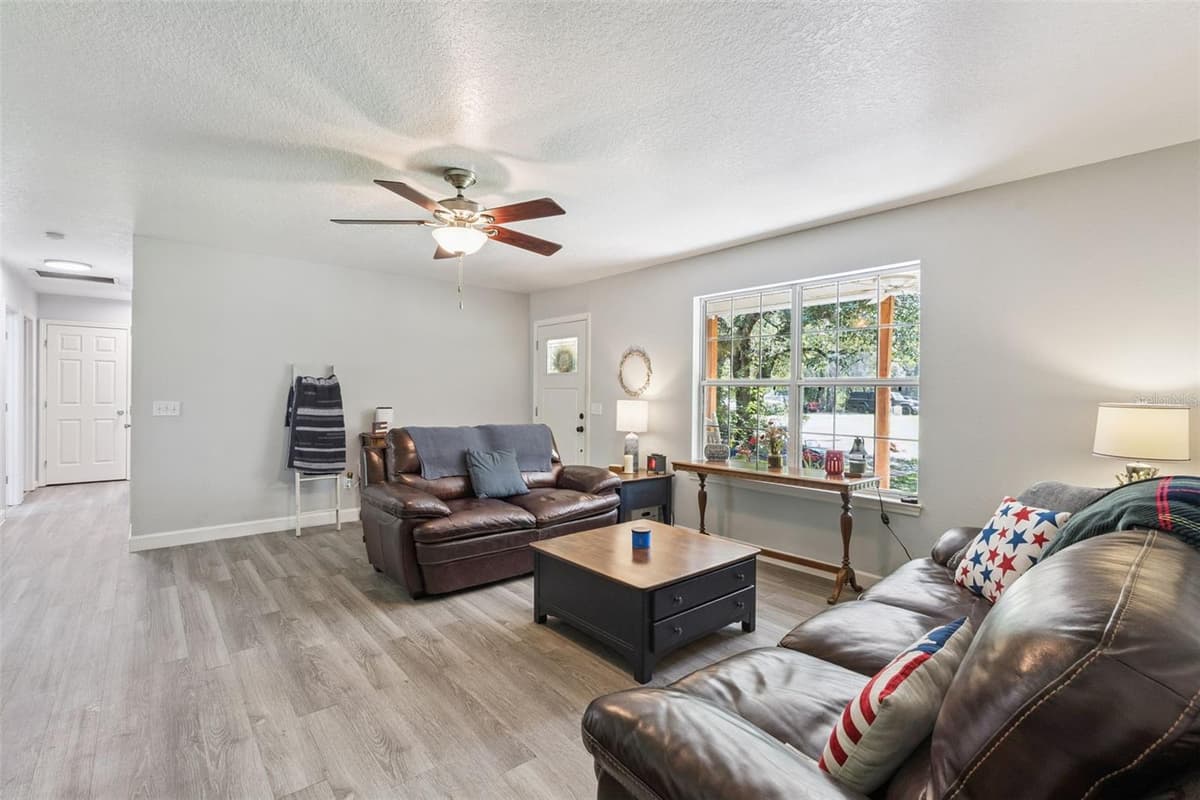 5500 VENTURA ACRES ROAD — photo 3 of 39