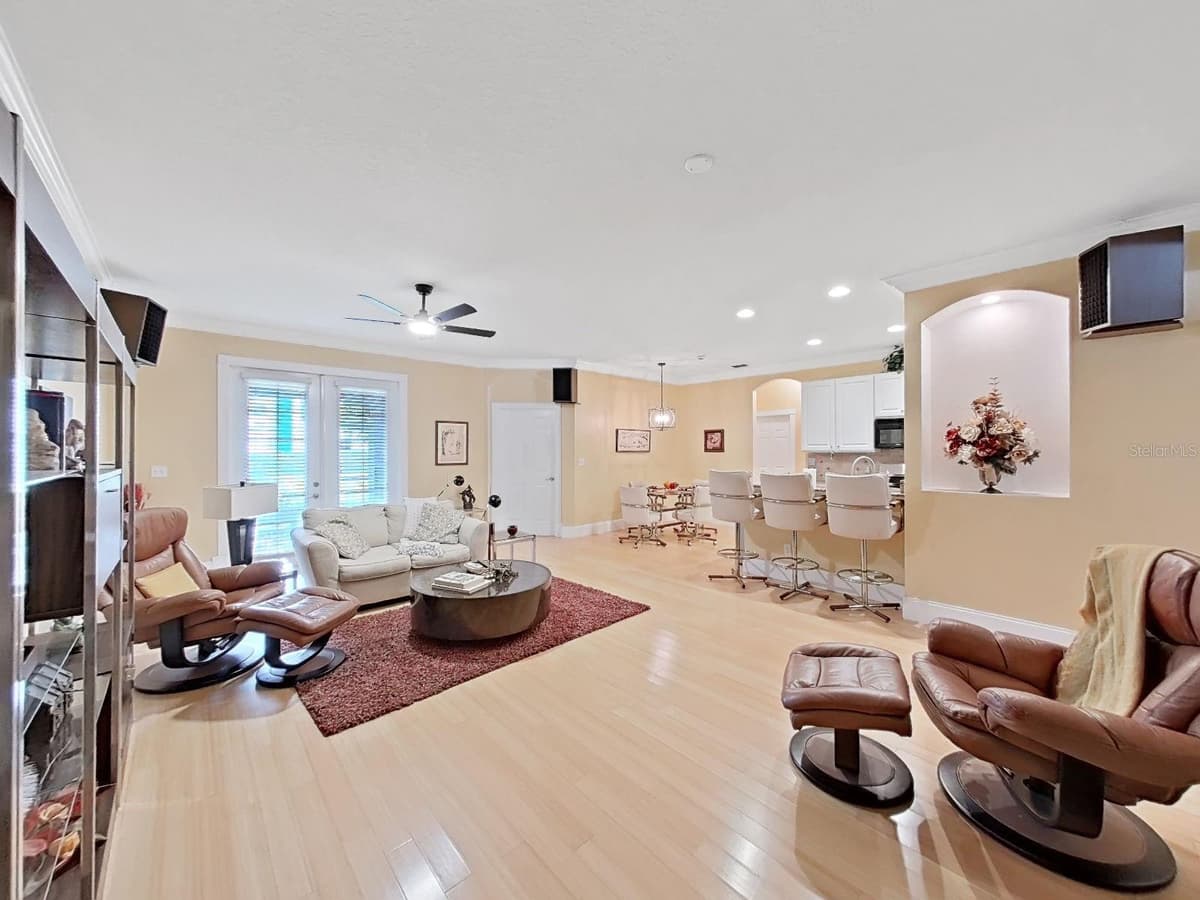 8609 ALEXANDRA ARBOR LANE — photo 14 of 46