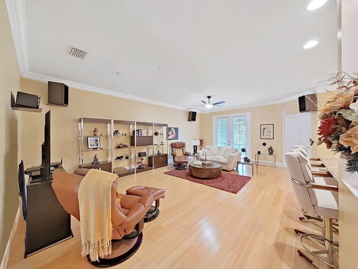 8609 ALEXANDRA ARBOR LANE — photo 13 of 46