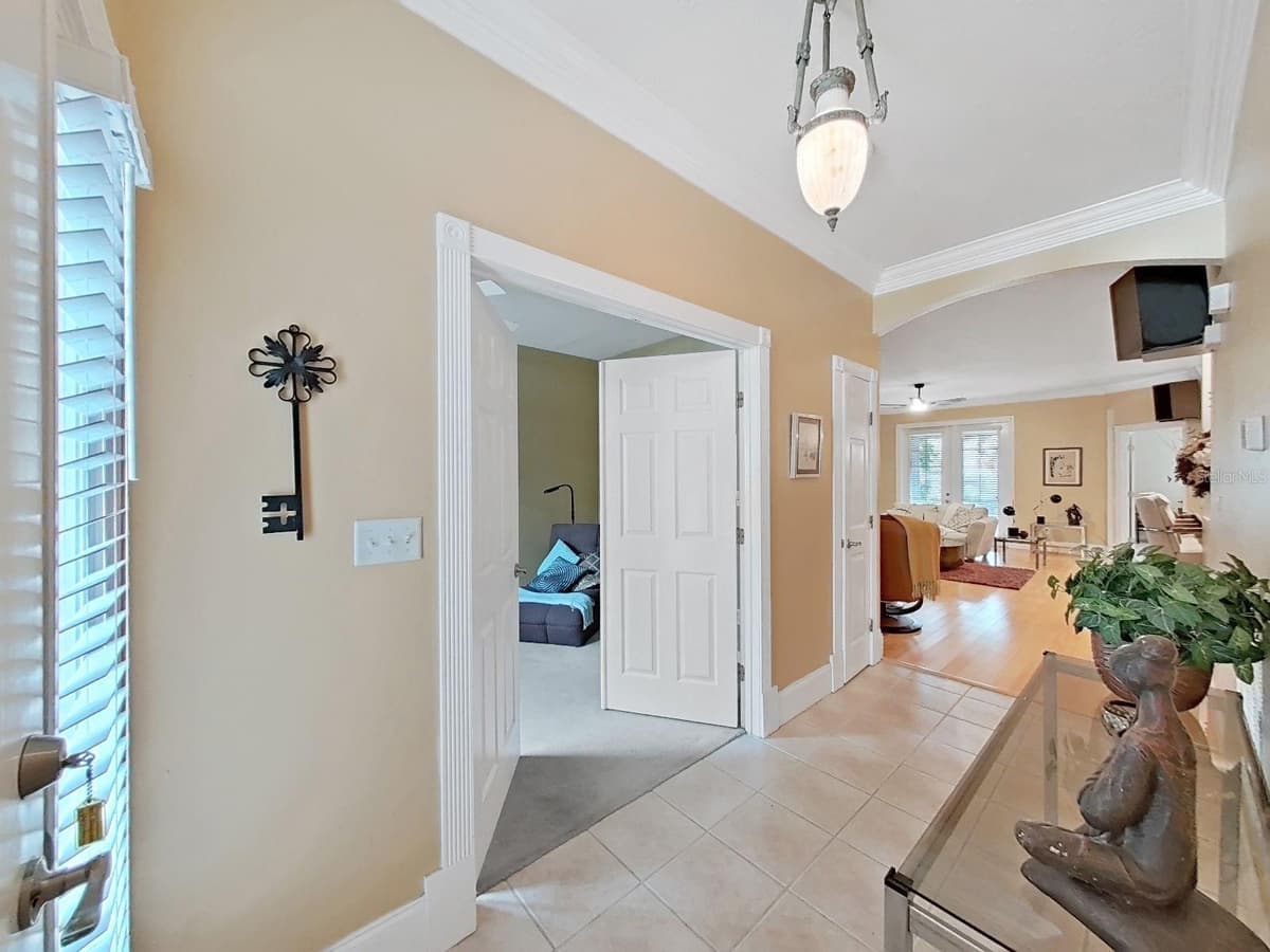 8609 ALEXANDRA ARBOR LANE — photo 6 of 46