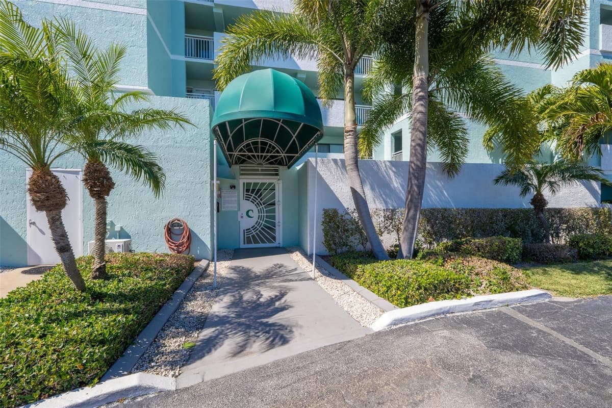 1750 COMMODORE BOULEVARD — photo 42 of 43