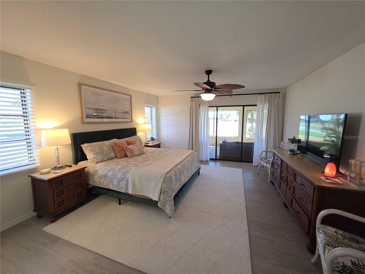 13 SEAWARD CIRCLE — photo 28 of 45