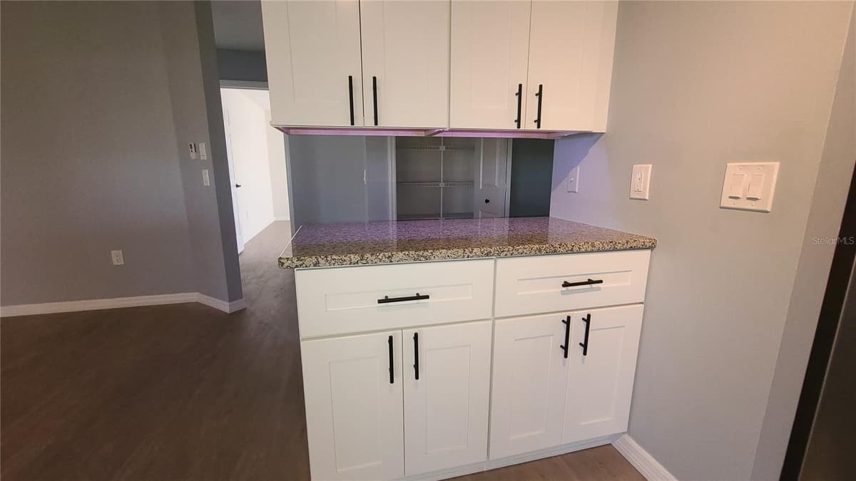 13 SEAWARD CIRCLE — photo 32 of 45