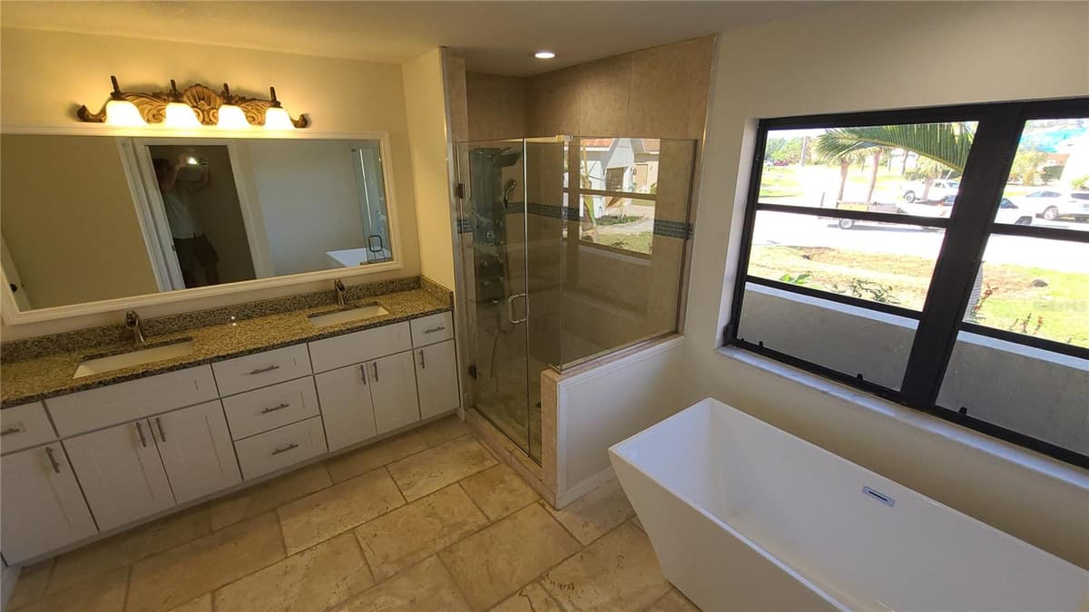 13 SEAWARD CIRCLE — photo 9 of 45