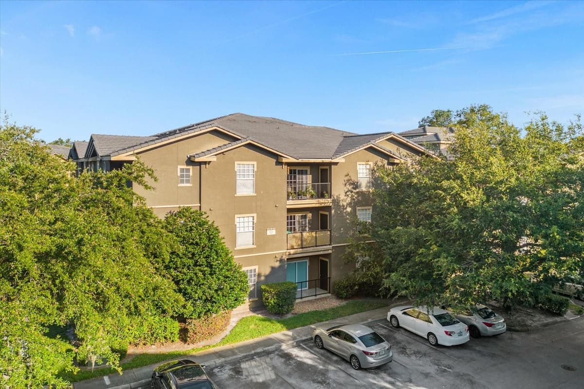 102 VISTA VERDI CIRCLE — photo 19 of 21