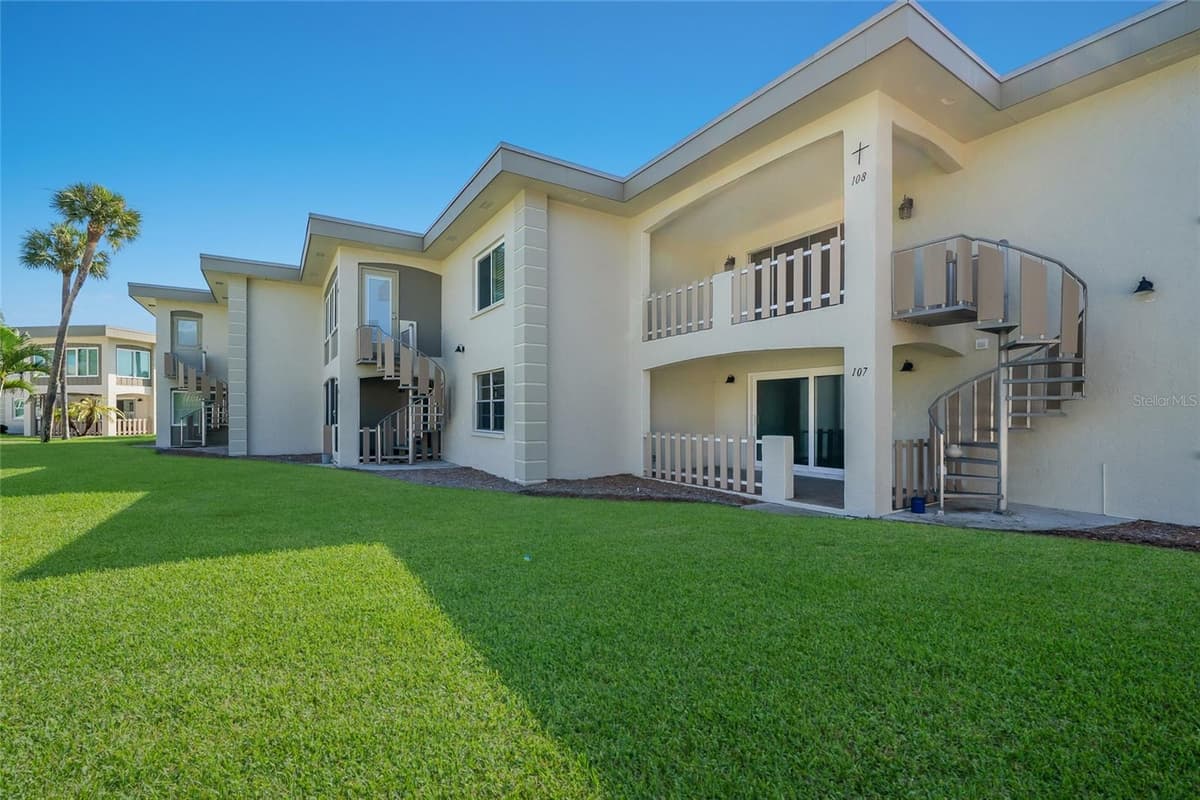 6300 FLOTILLA DRIVE — photo 4 of 43