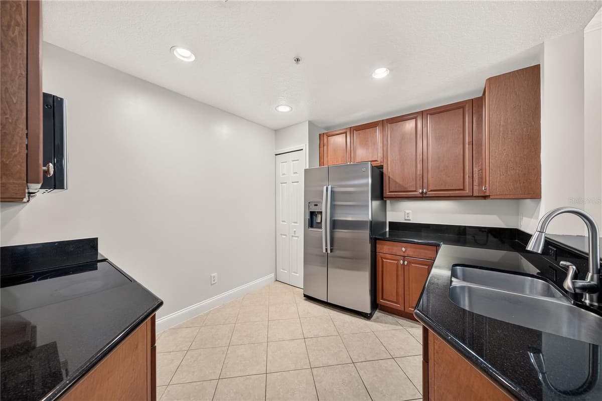 7503 MOURNING DOVE CIR — photo 13 of 29