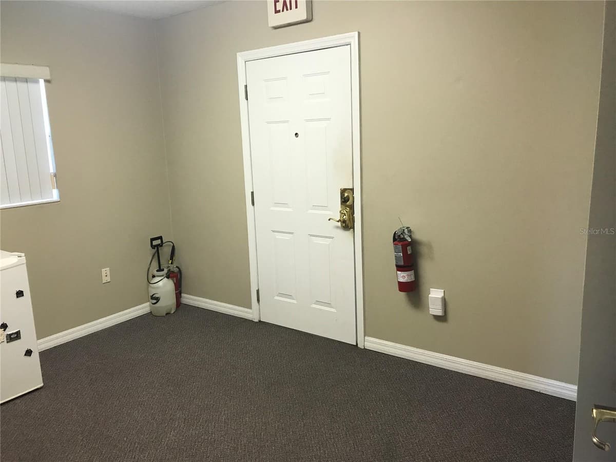 1334 SEMORAN BOULEVARD — photo 19 of 42