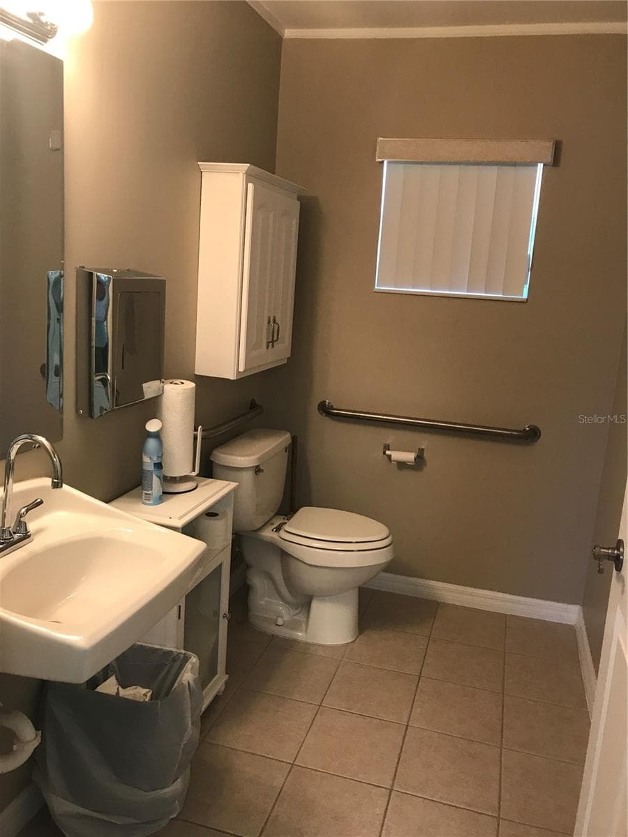 1334 SEMORAN BOULEVARD — photo 16 of 42