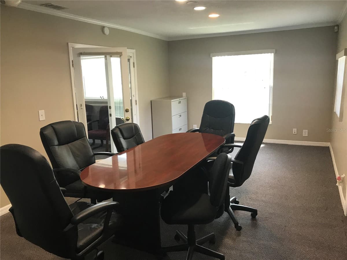 1334 SEMORAN BOULEVARD — photo 5 of 42