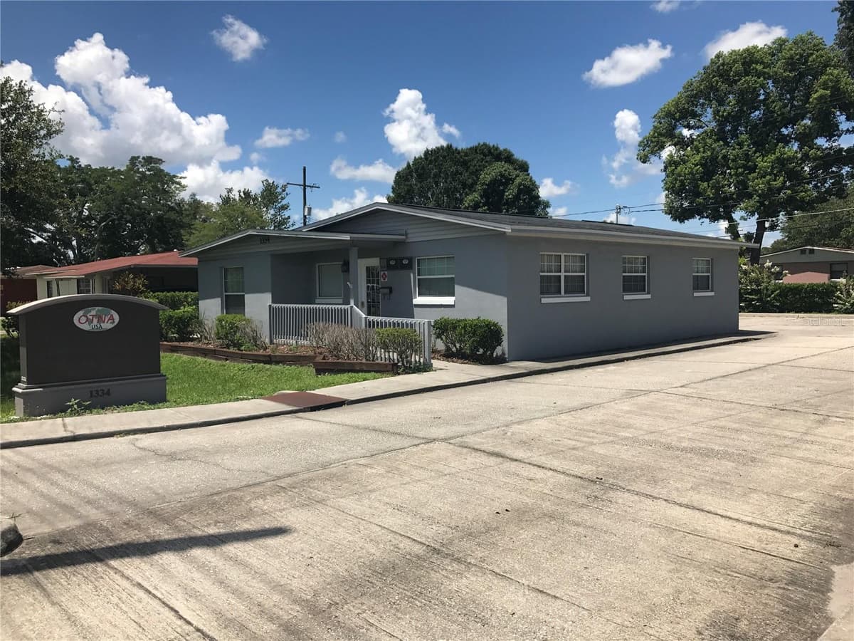 1334 SEMORAN BOULEVARD — photo 34 of 42