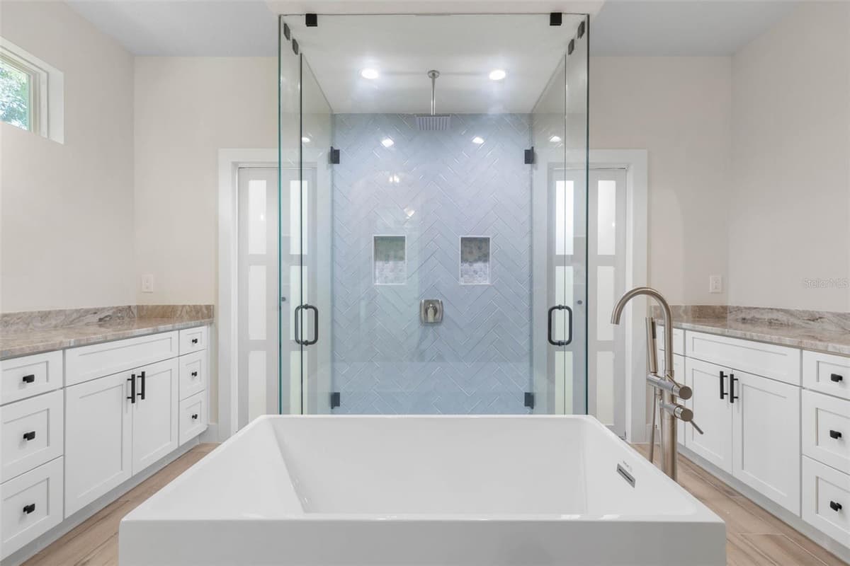 73 BRIDLE RIDGE COURT — photo 30 of 90