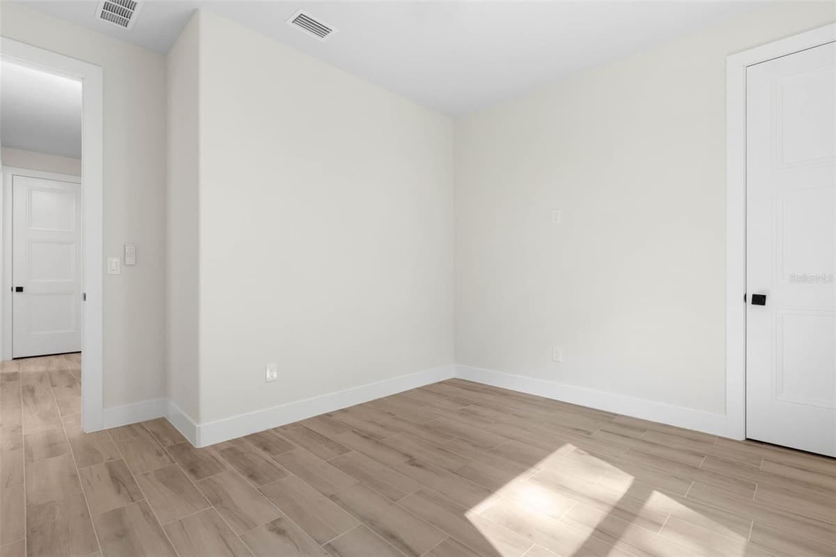 73 BRIDLE RIDGE COURT — photo 40 of 90