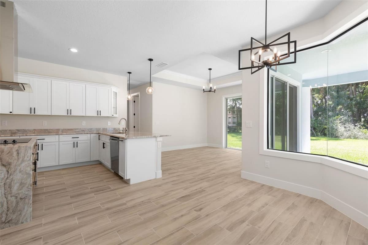 73 BRIDLE RIDGE COURT — photo 15 of 90