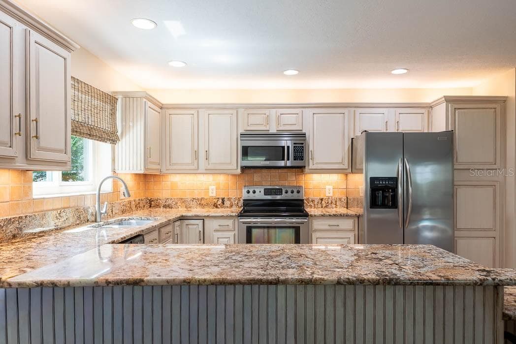 403 TIMBER RIDGE DRIVE — photo 20 of 49