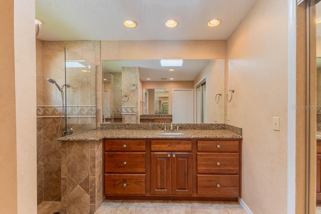 403 TIMBER RIDGE DRIVE — photo 28 of 49