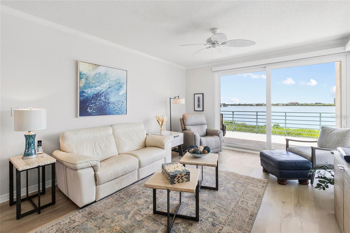 8021 SAILBOAT KEY BOULEVARD — photo 18 of 48
